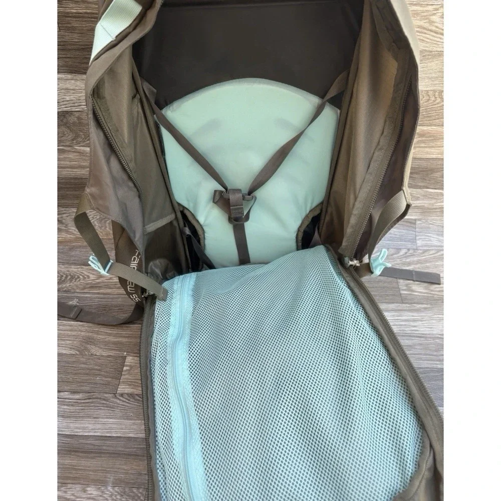 Osprey Fairview 70 Women's Travel Backpack, Misty Grey, WS/M